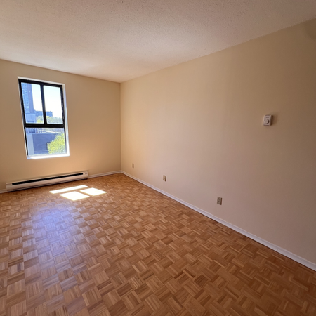 1 bedroom apartment for rent in Carlingwood - McKellar Park - Laurentien View - West Ottawa, Ottawa