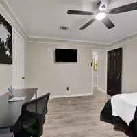 Coliving in Central Southwest - Sw Houston, Houston