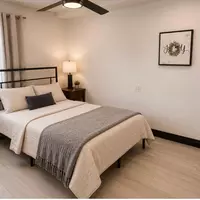 Coliving in Carson - The Harbor, Los Angeles