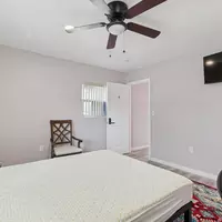 Coliving in Downtown St. Petersburg - Clearwater-St. Petersburg, Tampa