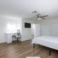 Coliving in Paradise - Paradise, Las Vegas