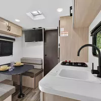 Coliving in Live Oaks Square - East Tampa, Tampa