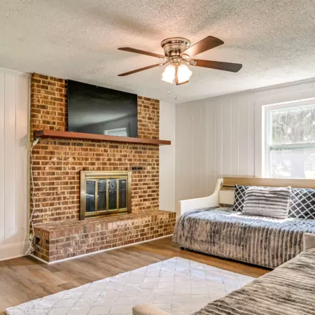 Coliving in Eastway - East Charlotte, Charlotte