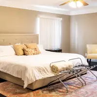 Coliving in University District - North Detroit, Detroit