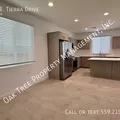 4 bedrooms apartment for rent in North Growth Area - Fresno, Fresno