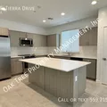 4 bedrooms apartment for rent in North Growth Area - Fresno, Fresno