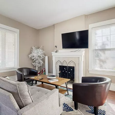 Coliving in Midtown-Westport - KCMO, Kansas City
