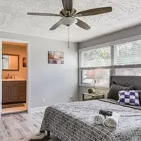 Coliving in Pinellas Park - Clearwater-St. Petersburg, Tampa