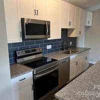 Coliving in Hickory Grove - East Charlotte, Charlotte