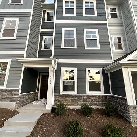 Coliving in Bryson Village - Outer Triangle, Raleigh