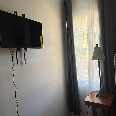 Coliving in Hallandale Beach - Broward County, Miami