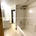 2 bedrooms apartment for rent in Sellwood-Moreland - SE Portland, Portland