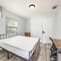 Coliving in Grant Park Tampa - East Tampa, Tampa