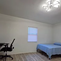 Coliving in Collins Garden - Central SATX, San Antonio
