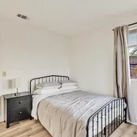 Coliving in Moreno Valley - Inland Empire, Los Angeles