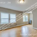 Studio Apartment for rent in Marquette - Central Mil, Milwaukee